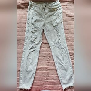 Distressed White Judy Blue Boyfriend Fit Jeans - Size 0